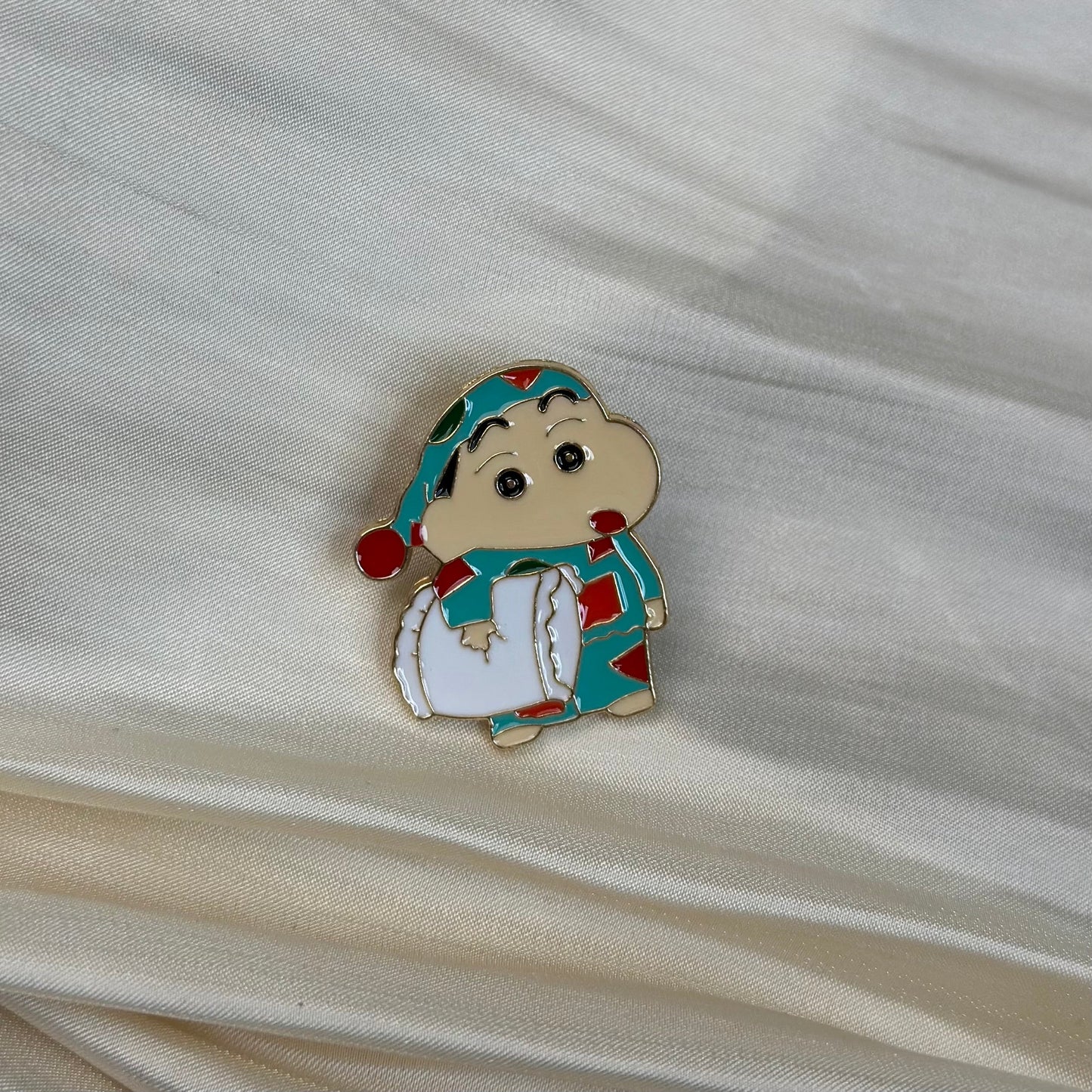 Crayon Shin-chan brooch